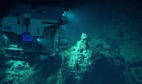 Newly Discovered Hydrothermal Vent NOAA rz